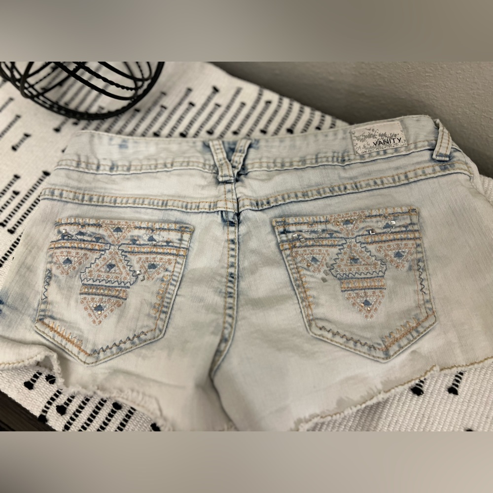 Premium Vanity Collection Juniors Shorty Shorts with Decorative Back Pockets